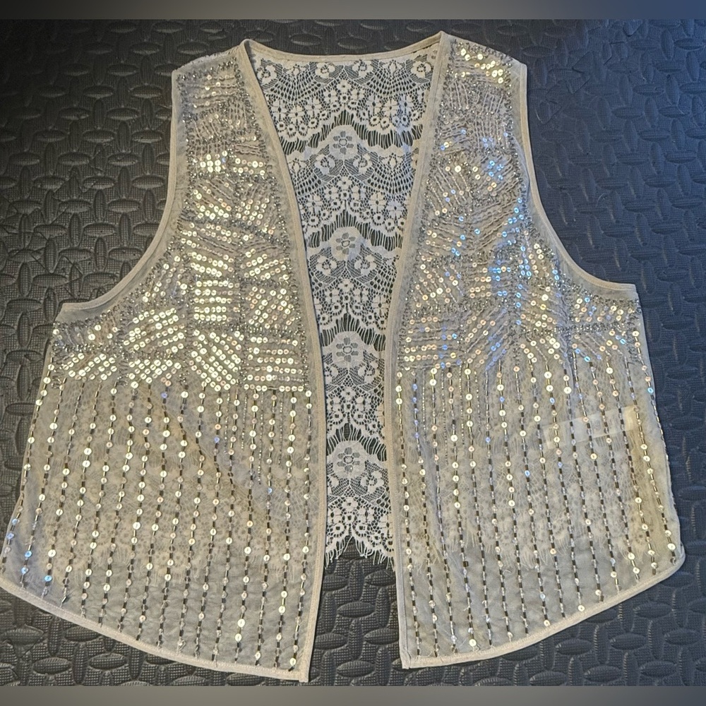 Chico's Lace & Sequin Cream Vest Size Large
